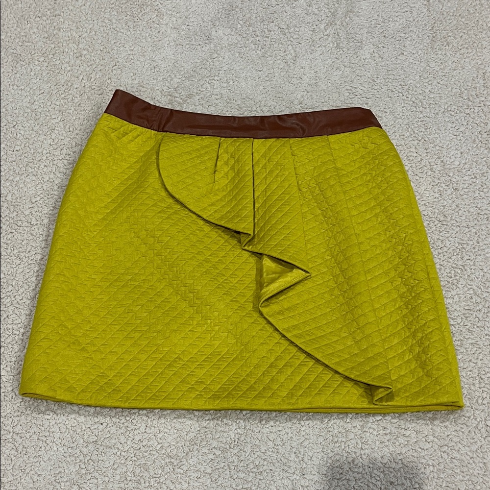 HD in Paris Asymmetrical Yellow And Brown Skirt Size 4 Petite